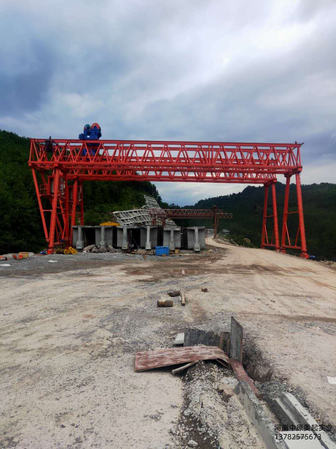 架橋機(jī)和提梁機(jī)區(qū)別在哪？